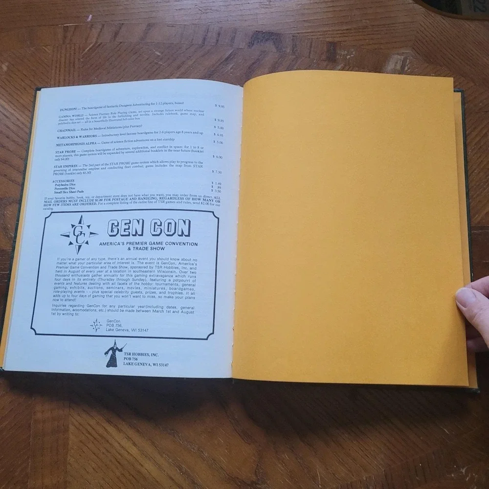 Vtg 1979 Advanced Dungeons & Dragons Players Handbook 4th Print *YELLOW FLYLEAF*